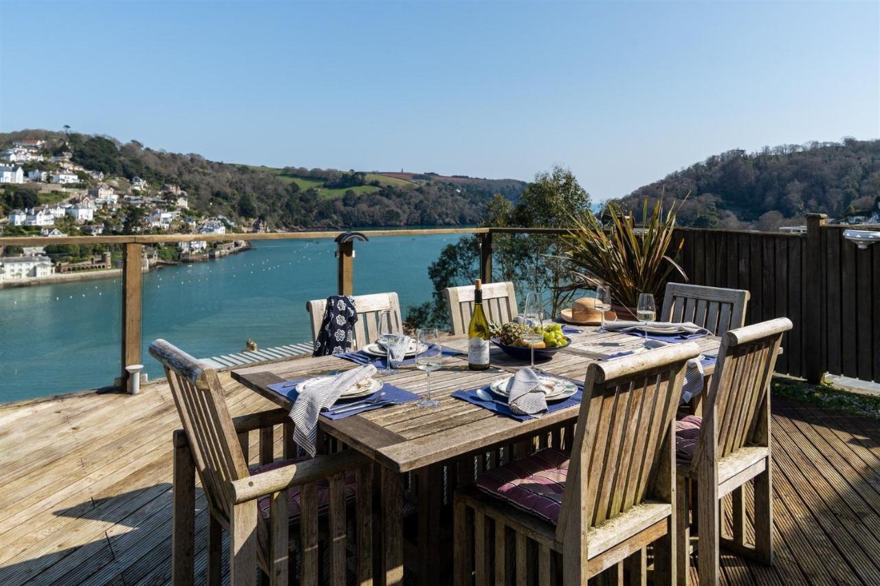 Uphigh - Elevated Family Home With Stunning River Views Dartmouth Dış mekan fotoğraf
