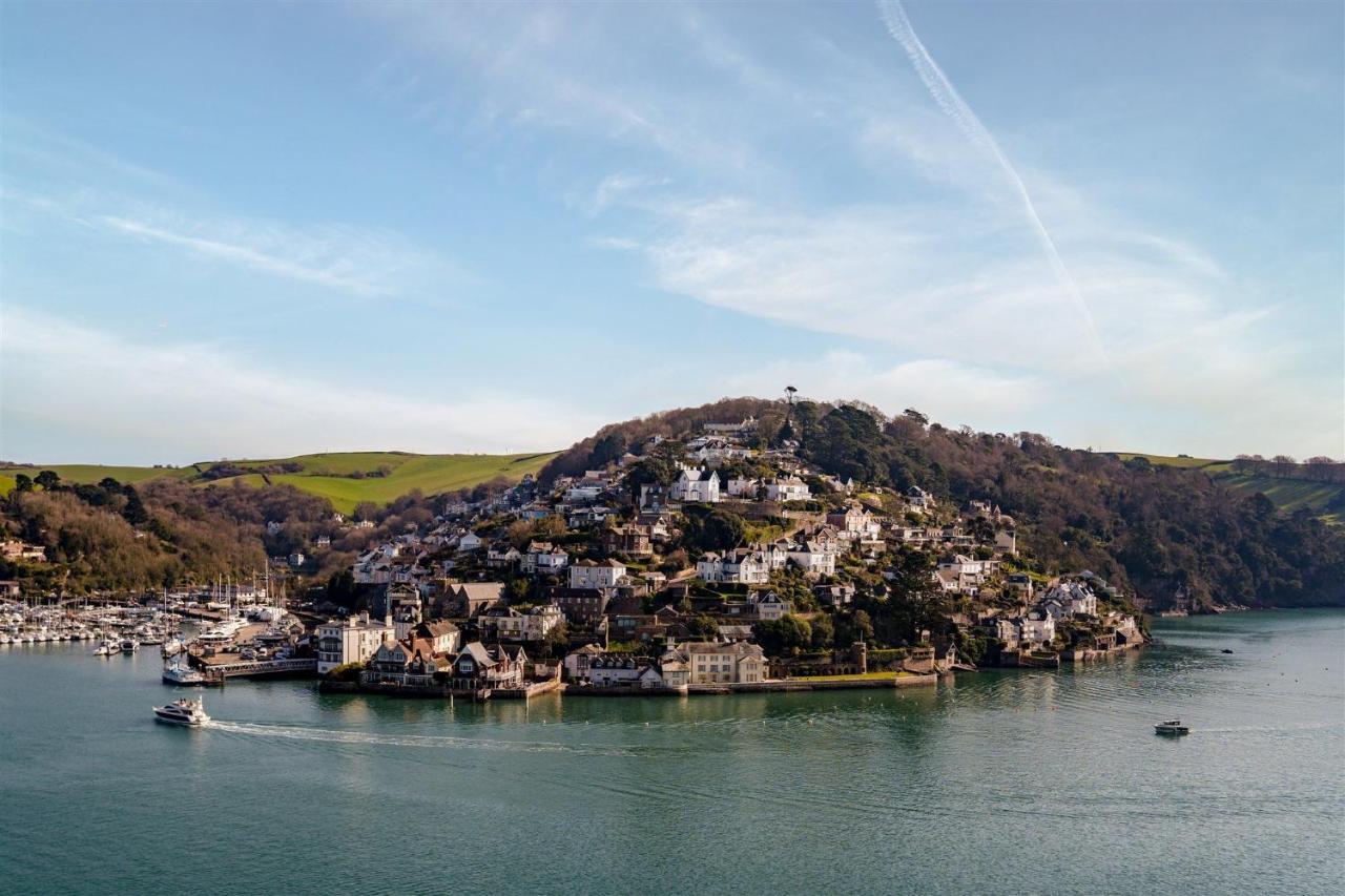 Uphigh - Elevated Family Home With Stunning River Views Dartmouth Dış mekan fotoğraf